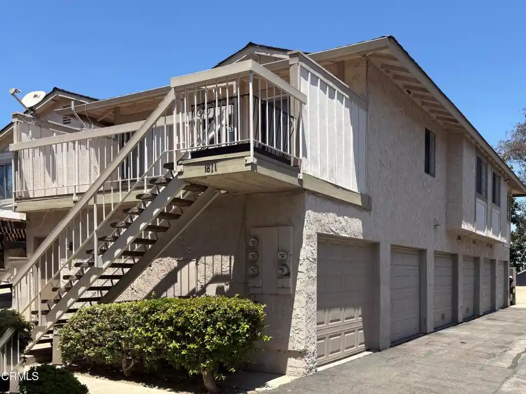 Listing Photo 1 - Condo for sale in 1811 Ewing Ct located at 1811 Ewing Ct, Hacienda Heights, CA 91745 - Unit 1811 Ewing Ct