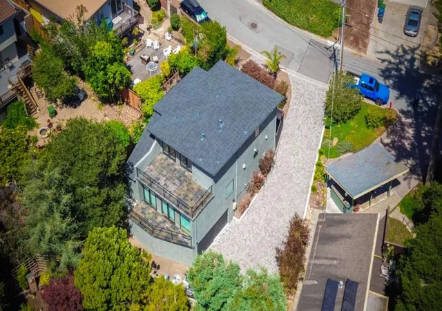 Photo 3 of Single family home for sale at 315 Los Altos Dr, Aptos, CA 95003 | MLS# ML82055061 | Listing updated on 2026-10-06