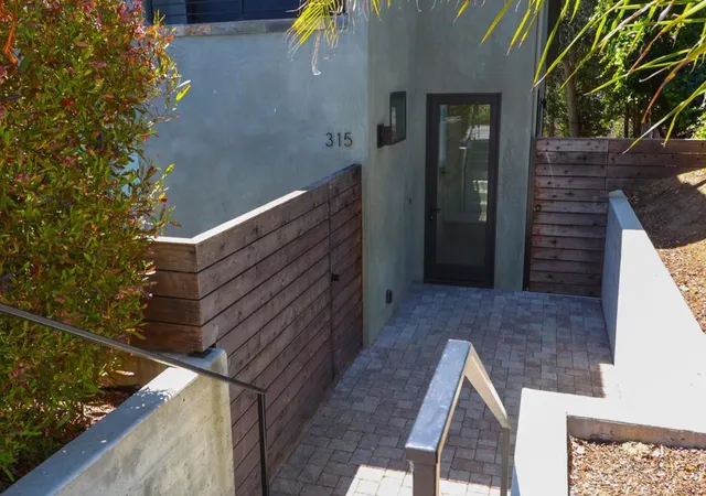 Photo 3 of Single family home for sale at 315 Los Altos Dr, Aptos, CA 95003 | MLS# ML82055061 | Listing updated on 2026-10-06