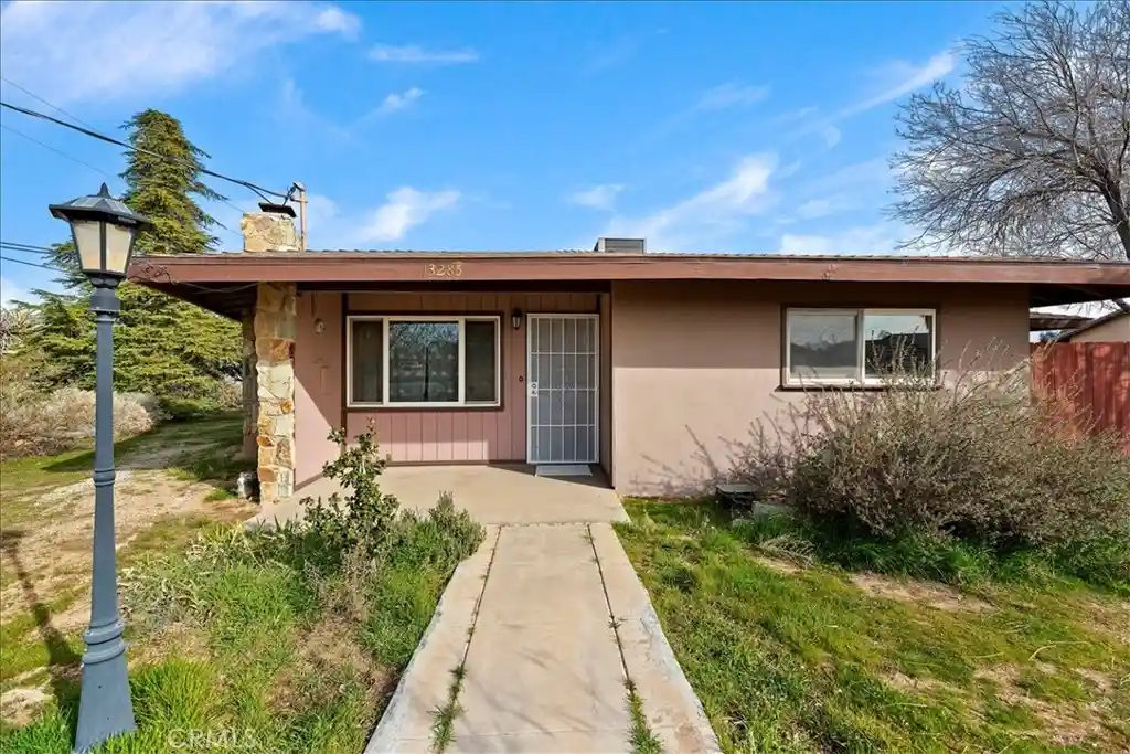 Photo 1 of Single family home for sale at 13285 Mesquite Rd, Apple Valley, CA 92308 | MLS# IG26151970 | Listing updated on 2026-10-12