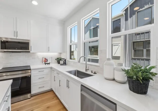 Photo 3 of Townhouse for sale at 2639 Allium Way, Carlsbad, CA 92008 | MLS# NDP2606940 | Listing updated on 2026-09-25