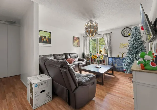 Photo 3 of House for sale at 5653 Via Monte Dr, San Jose, CA 95118 | MLS# ML82055105 | Listing updated on 2026-10-06