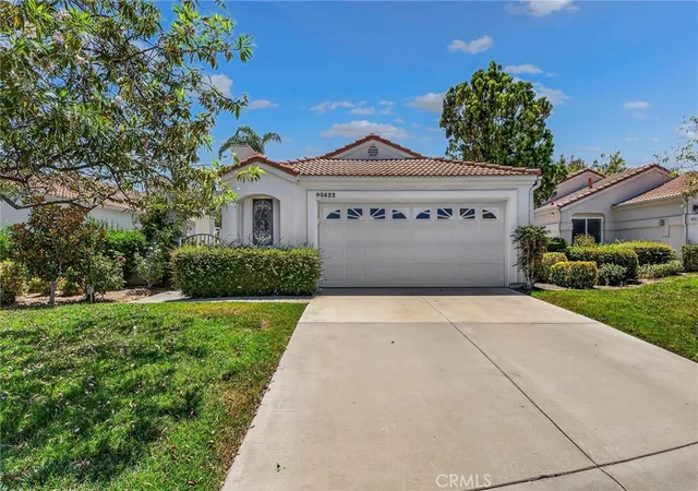 Photo 3 of Single family home for sale at 40622 Via Amapola, Murrieta, CA 92562 | MLS# SW26160016 | Listing updated on 2026-10-13