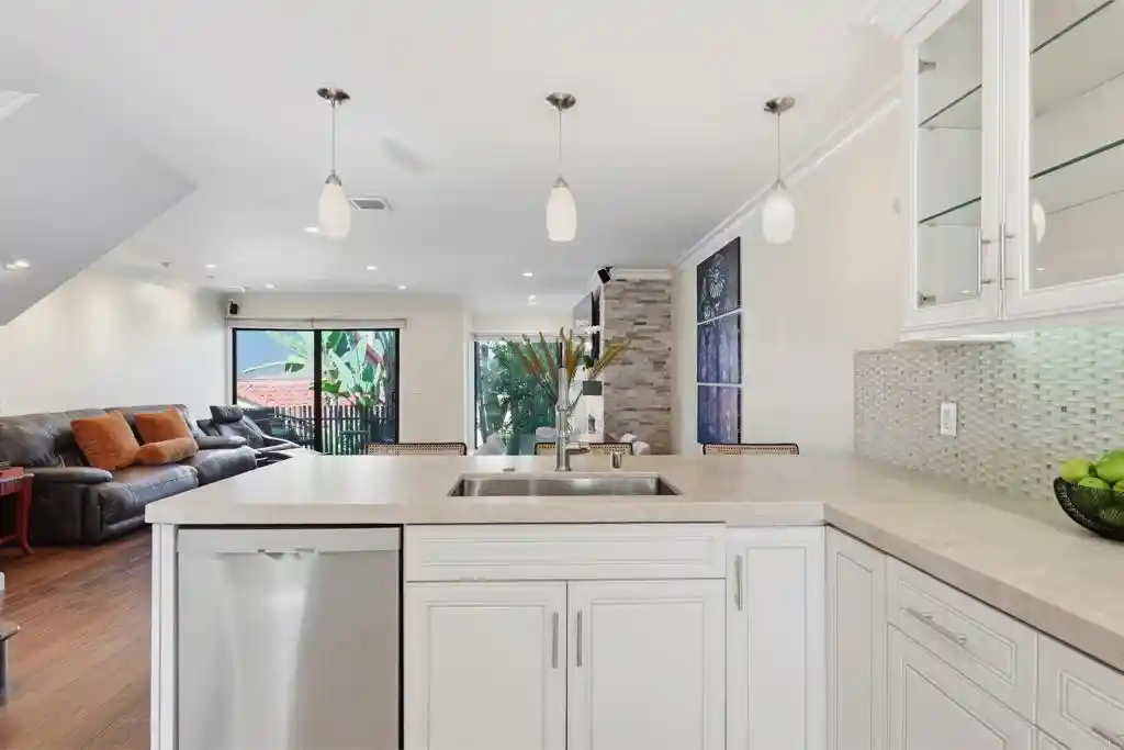 Listing Photo 2 - Condo for sale in 1907 Estrella De Mar Ct located at 1907 Estrella De Mar Ct, Carlsbad, CA 92009 - Unit 1907 Estrella De Mar Ct