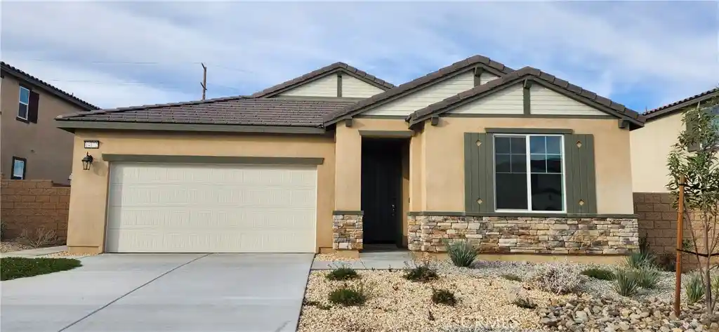 Photo 1 of Single family home for sale at 14172 Hartford St, Hesperia, CA 92344 | MLS# IG26160191 | Listing updated on 2026-10-30