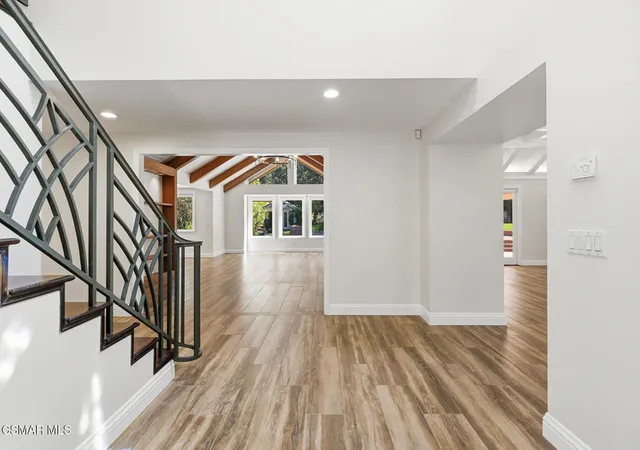2nd image of 1719 Schoolhouse Cir, Westlake Village, CA 91362 | MLS# 226003489