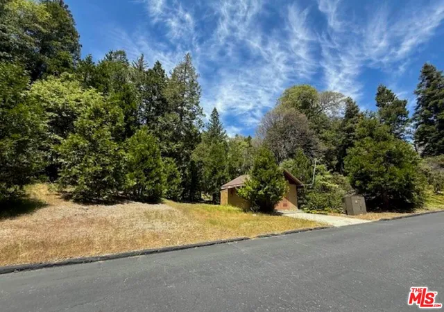 Photo 2 of Land for sale at 246 Cedar Ridge Dr, Lake Arrowhead, CA 92352 | MLS# 26863197 | Listing updated on 2026-09-24