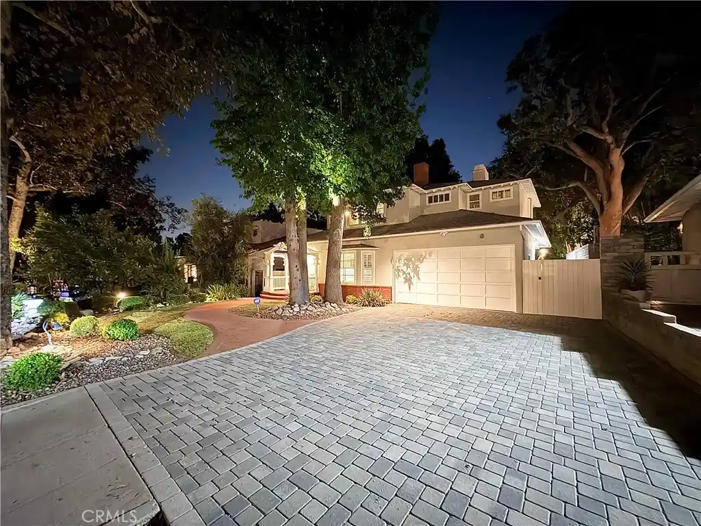 Photo 1 of Single family home for sale at 1422 La Loma, Pasadena, CA 91105 | MLS# PW26160031 | Listing updated on 2026-10-28