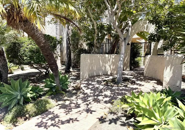 2nd image of 4671 Hamilton St #8, San Diego, CA 92116 | MLS# 260017965SD