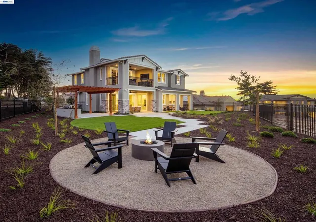 Photo 7 of Sale Pending at 1659 Fairway Dr, Seaside, CA 93955 | MLS# 41142482 | Listing updated on 2026-09-20