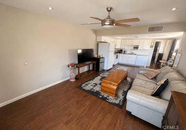 Listing Photo 3 - Condo for sale in building located at 64281 Spyglass, Desert Hot Springs, CA 92240 - Unit #30