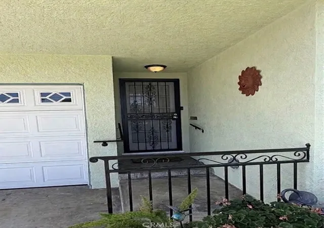 Photo 3 of Single family home for sale at 2938 Los Flores, Lynwood, CA 90262 | MLS# DW26160518 | Listing updated on 2026-09-29