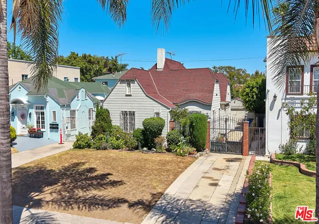 Photo 1 of Multi family home for sale at 810 S Norton Ave, Los Angeles, CA 90005 | MLS# 26863049 | Listing updated on 2026-09-23