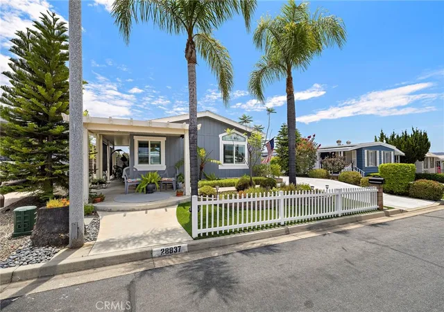 3rd image of 28837 Via Princesa, Murrieta, CA 92563 | MLS# SW26159475