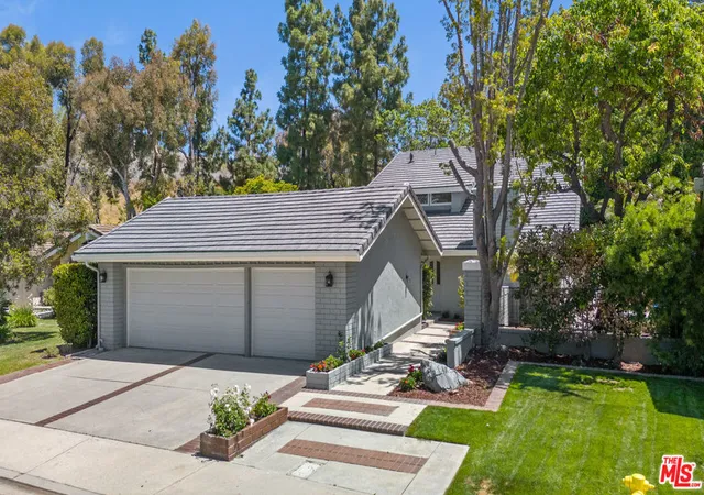 1st image of 19 Rippling, Irvine, CA 92603 | MLS# 26861633