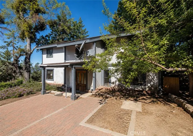 Photo 3 of Single family home for sale at 6364 Spruce, Angelus Oaks, CA 92305 | MLS# BB26159509 | Listing updated on 2026-10-06