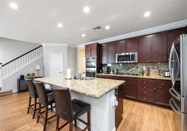 Photo 4 of Single family home for sale at 24458 Preston Ct, Lake Elsinore, CA 92532 | MLS# IG26160598 | Listing updated on 2026-09-17