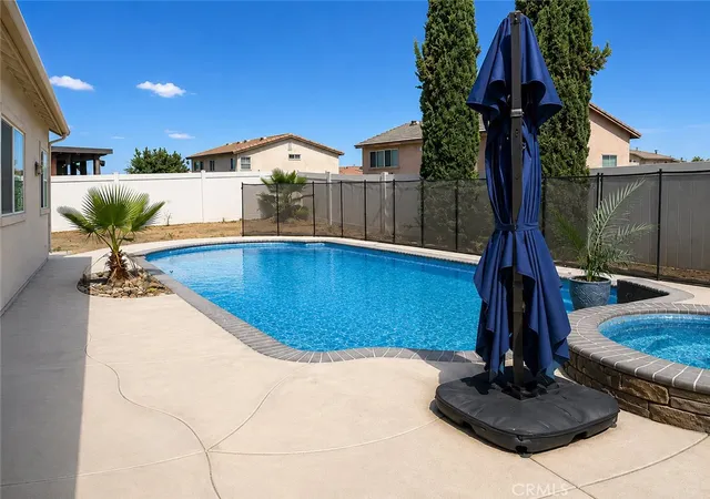 5th image of 12328 Ava Loma, Victorville, CA 92392 | MLS# BB26159578