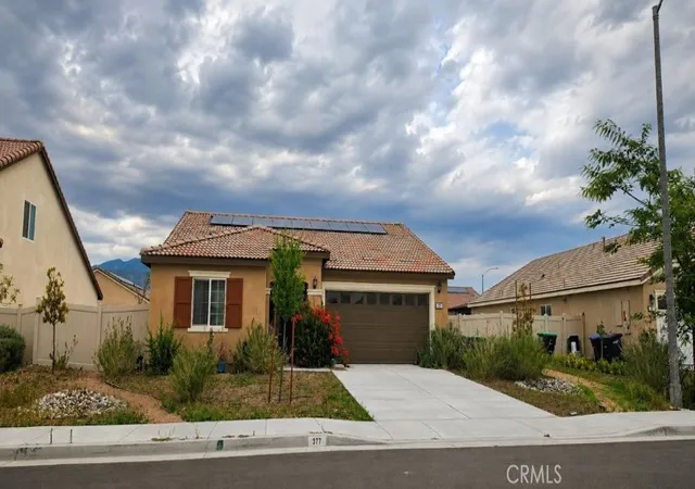 Photo 1 of Sale Pending at 377 White Gate, San Jacinto, CA 92583 | MLS# TR26082255 | Listing updated on 2026-10-08