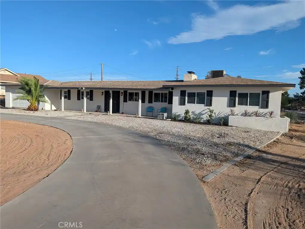 Photo 1 of Single family home for sale at 20157 Chickasaw, Apple Valley, CA 92307 | MLS# IG26158747 | Listing updated on 2026-10-16