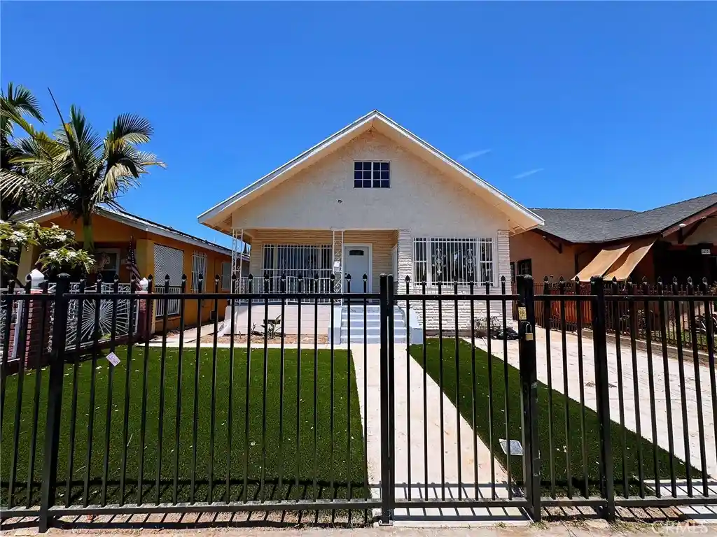 Photo 1 of Sale Pending at 1171 E 60th Street, Los Angeles, CA 90001 | MLS# OC26123180 | Listing updated on 2026-10-26