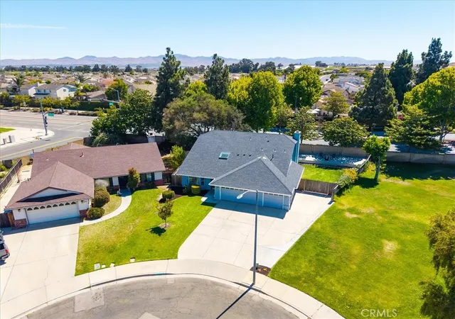 Photo 4 of Single family home for sale at 838 Rain Tree Ct, Santa Maria, CA 93455 | MLS# PI26160649 | Listing updated on 2026-10-03