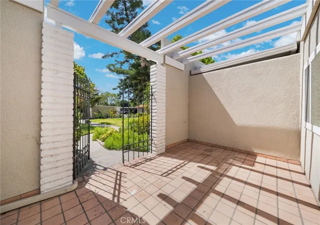 Listing Photo 1 - Condo for sale in building located at 2026 Via Mariposa, Laguna Woods, CA 92637 - Unit #C