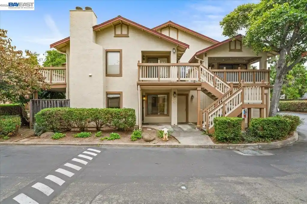 Photo 1 of Sale Pending at 951 Cherry Glen Cir, Fremont, CA 94536 | MLS# 41142535 | Listing updated on 2026-10-13