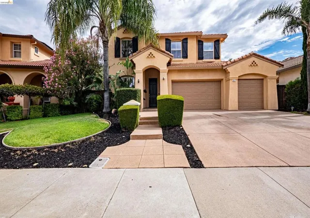 Photo 1 of Single family home for sale at 2017 Tioga Pass Way, Antioch, CA 94531 | MLS# 41142545 | Listing updated on 2026-09-30