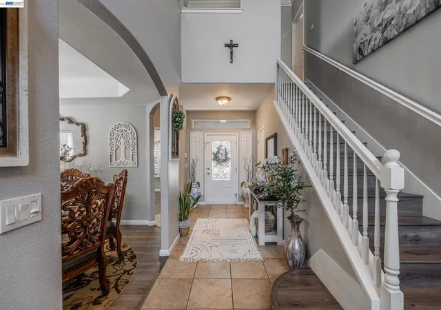 Photo 3 of Single family home for sale at 3448 E Howard Ct, Visalia, CA 93292 | MLS# 41142559 | Listing updated on 2026-10-02
