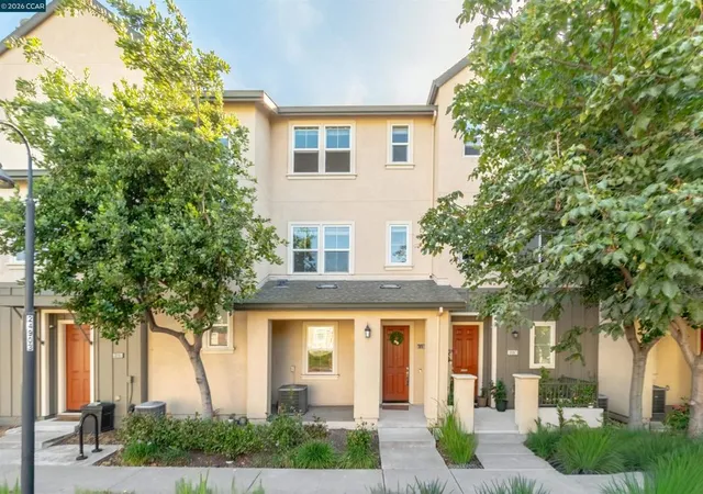 Condo for sale at 3091 Madsen St, Hayward, CA 94541 | MLS# 41142560