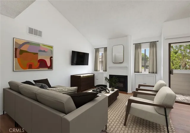 Townhouse for sale at 10740 Woodley Ave #3, Granada Hills, CA 91344 | MLS# SR26152142