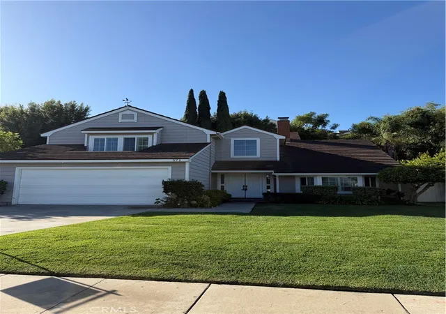 Photo 15 of Single family home for sale at 571 S Weymouth Ct, Anaheim, CA 92807 | MLS# PW26160866 | Listing updated on 2026-10-09