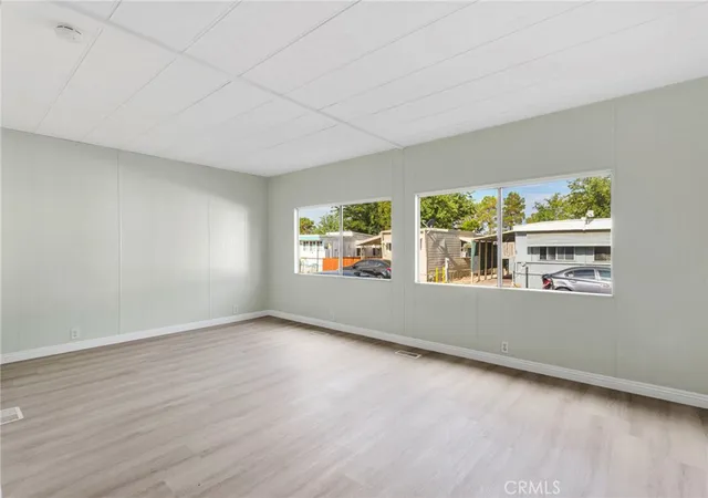 Photo 3 of Manufactured home for sale at 21923 Ottawa #18, Apple Valley, CA 92308 | MLS# HD26160963 | Listing updated on 2026-10-07