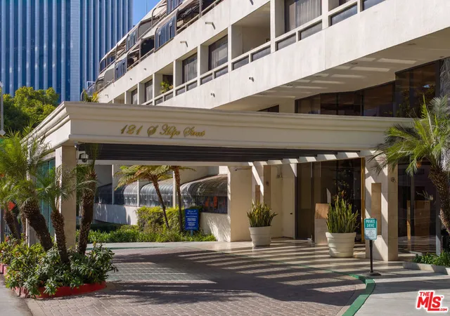 Photo 2 of Condo for sale at 121 S Hope St #433, Los Angeles, CA 90012 | MLS# 26861339 | Listing updated on 2026-09-12