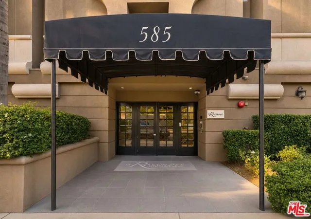 Photo 2 of Condo for sale at 585 N Rossmore Ave #209, Los Angeles, CA 90004 | MLS# 26862239 | Listing updated on 2026-10-02