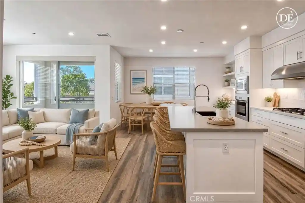 Listing Photo 1 - Condo for sale in 1182 Winslow Ln located at 1182 Winslow Ln, Newport Beach, CA 92660 - Unit 1182 Winslow Ln