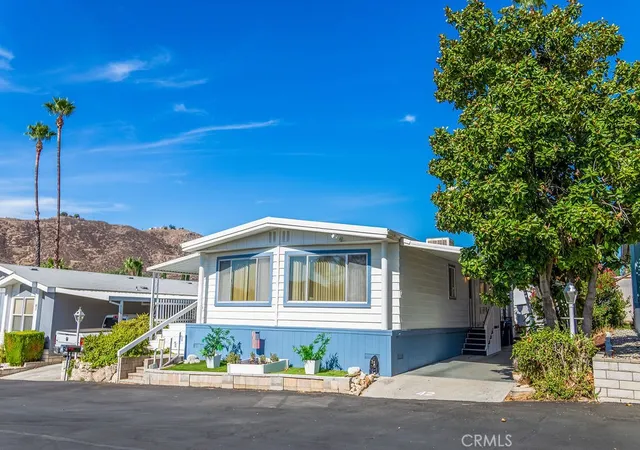 Photo 1 of Manufactured home for sale at 32600 State Hwy 74 #42, Hemet, CA 92545 | MLS# SW26161088 | Listing updated on 2026-10-08