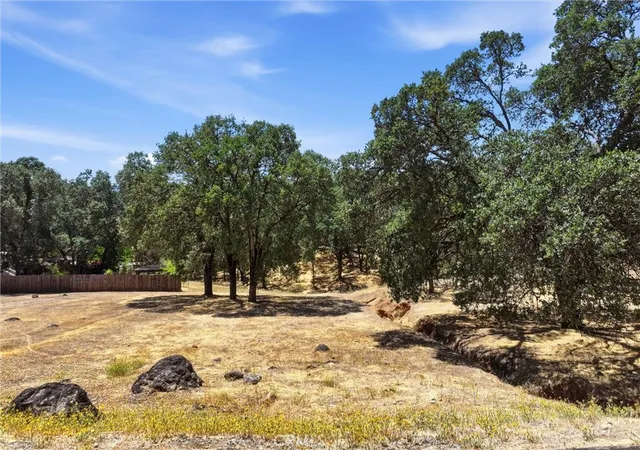 Photo 1 of Land for sale at 19531 Park Ridge Rd, Hidden Valley Lake, CA 95467 | MLS# LC26160133 | Listing updated on 2026-09-29