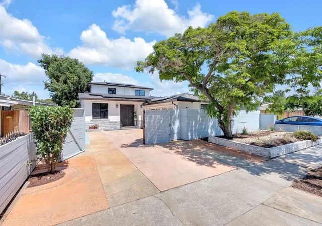 Photo 3 of Single family home for sale at 727 Lakehaven Dr, Sunnyvale, CA 94089 | MLS# ML82055248 | Listing updated on 2026-10-12