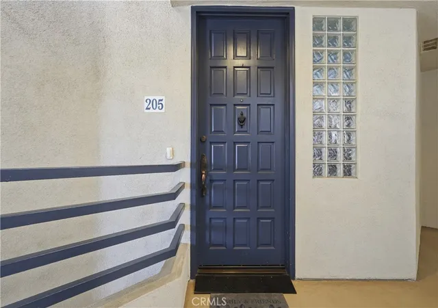 Listing Photo 5 - Condo for sale in building located at 4167 Warner, Huntington Beach, CA 92649 - Unit #205