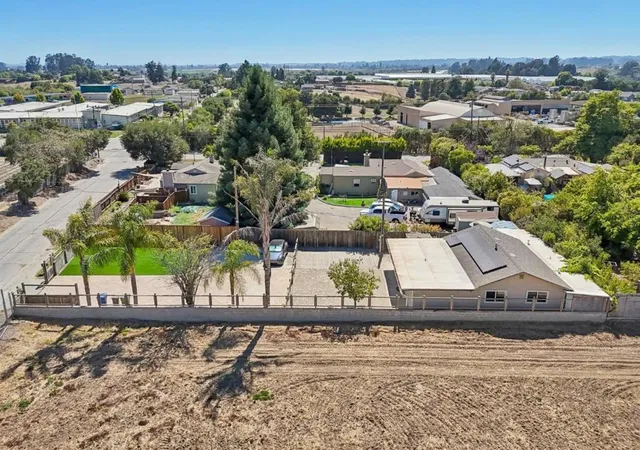 Photo 3 of Single family home for sale at 9 Hughes Rd, Watsonville, CA 95076 | MLS# ML82055255 | Listing updated on 2026-10-11