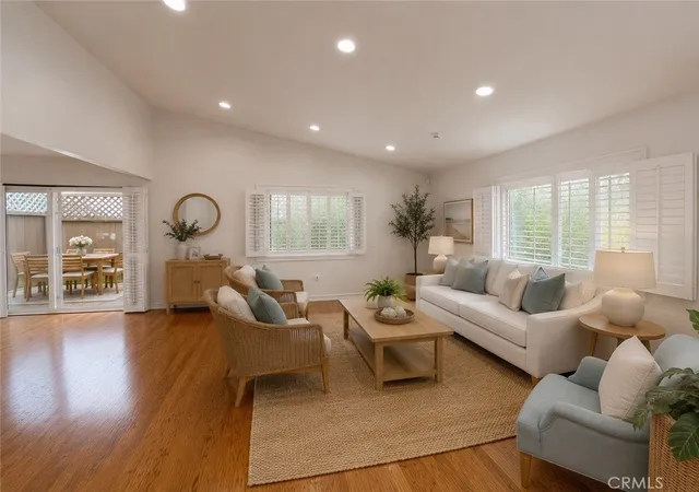Listing Photo 3 - Condo for sale in building located at 26501 Calle San Francisco, San Juan Capistrano, CA 92675 - Unit #61E