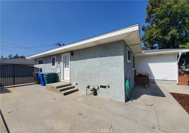 Photo 2 of Single family home for sale at 5162 Jurupa, Riverside, CA 92504 | MLS# PW26161151 | Listing updated on 2026-09-19