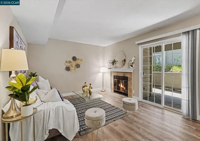 Photo 3 of Sale Pending at 485 Cyn Oaks Dr #J, Oakland, CA 94605 | MLS# 41142615 | Listing updated on 2026-09-29