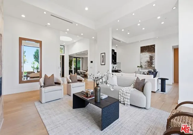 Photo 2 of Single family home for sale at 16341 Sloan Dr, Los Angeles, CA 90049 | MLS# 26863819 | Listing updated on 2026-10-06