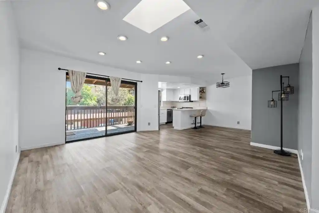 Listing Photo 1 - Condo for sale in 440 Citracado Pkwy located at 440 Citracado Pkwy, Escondido, CA 92025 - Unit #38