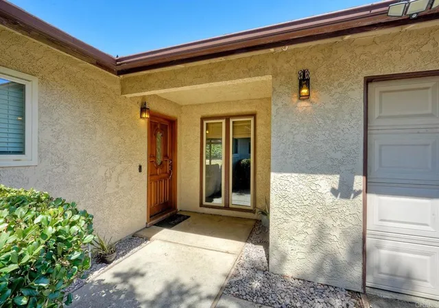 Photo 3 of Sale Pending at 935 Tanya Ln, Fallbrook, CA 92028 | MLS# NDP2606995 | Listing updated on 2026-10-02