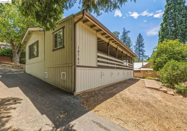 Photo 2 of Single family home for sale at 18763 Foote St, Groveland, CA 95321 | MLS# 41142657 | Listing updated on 2026-10-30