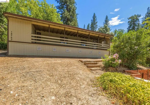 Photo 3 of Single family home for sale at 18763 Foote St, Groveland, CA 95321 | MLS# 41142657 | Listing updated on 2026-10-30